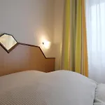 Am Feldmarksee 3*